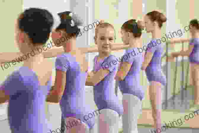Mia And Her Friends In Ballet Class Mia And The Tiny Toe Shoes (My First I Can Read)